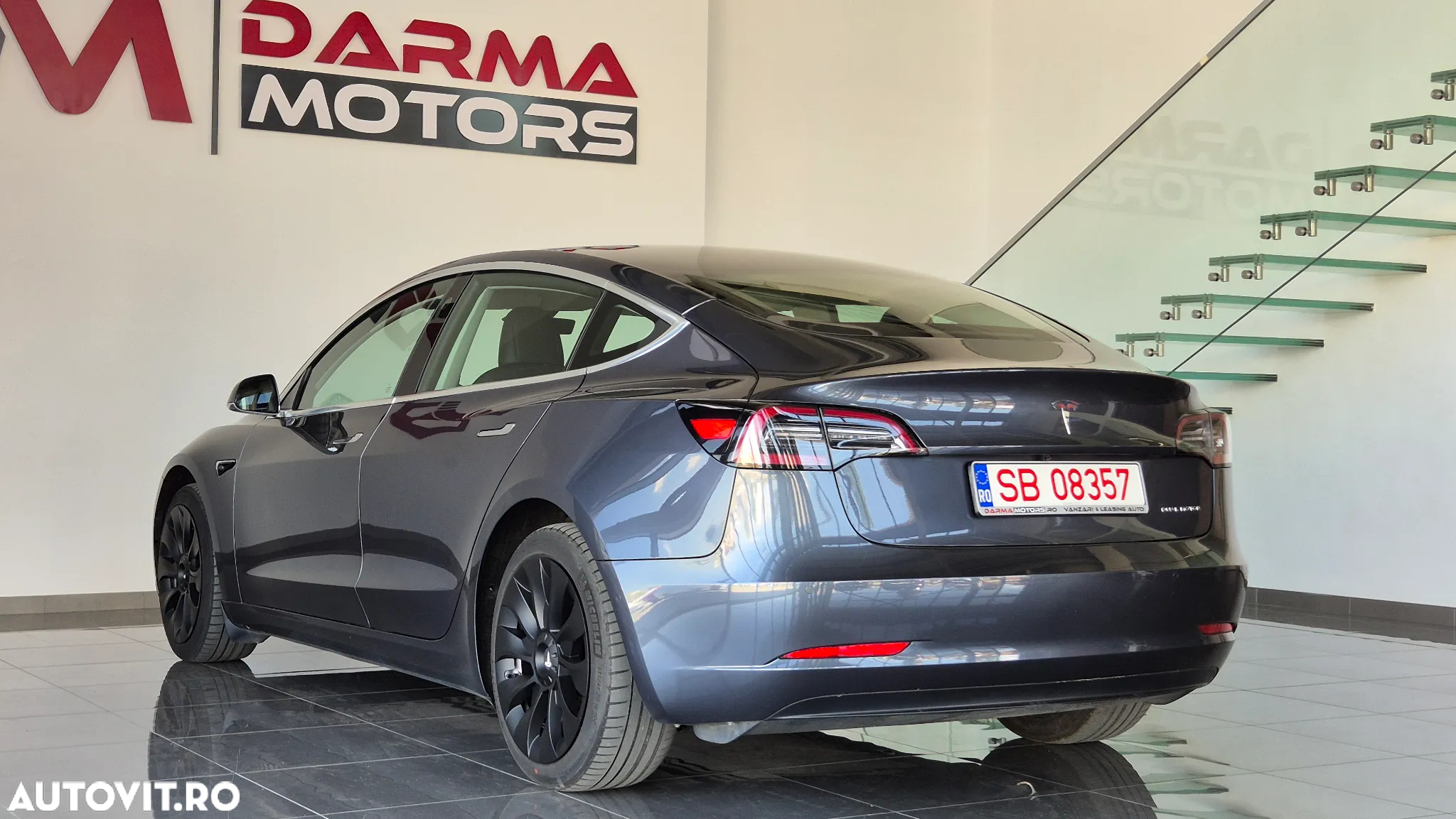 Tesla Model 3 Langstreckenbatterie Allradantrieb Dual Motor - 7