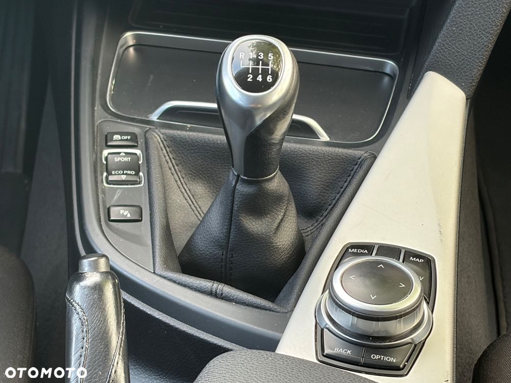BMW Seria 3 - 22