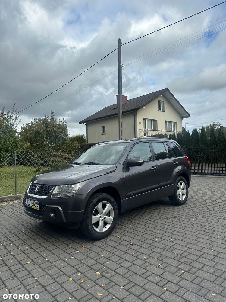 Suzuki Grand Vitara 2.0 Comfort - 1