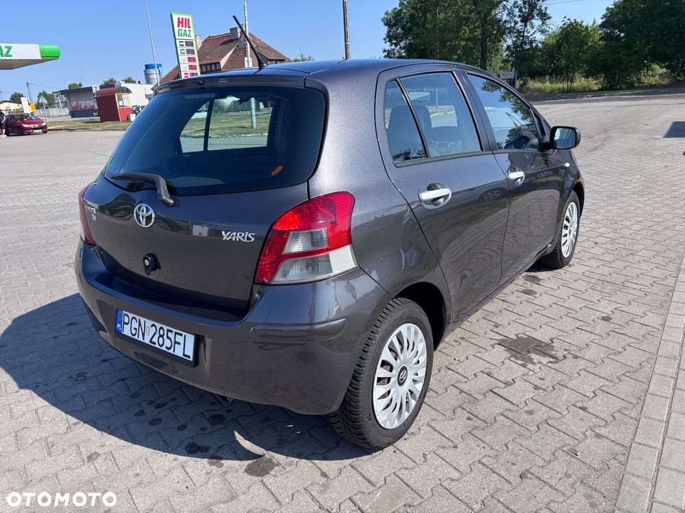 Toyota Yaris 1.33 Luna - 7