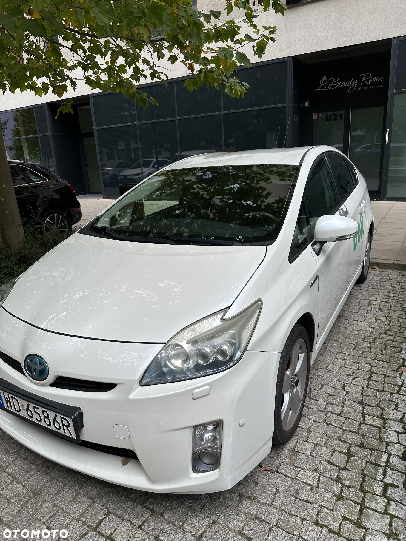 Toyota Prius 1.8 HSD Prestige - 3