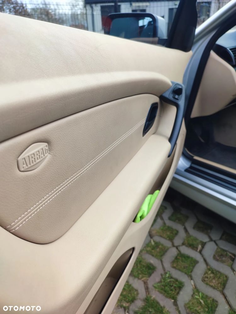 BMW Seria 3 316ti - 23