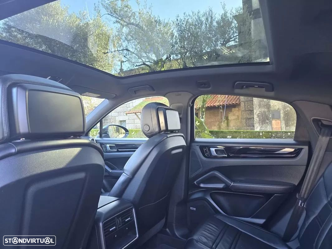 Porsche Cayenne Coupé - 23