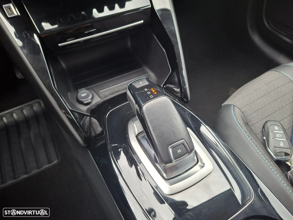 Peugeot 208 PureTech 130 EAT8 Allure - 40