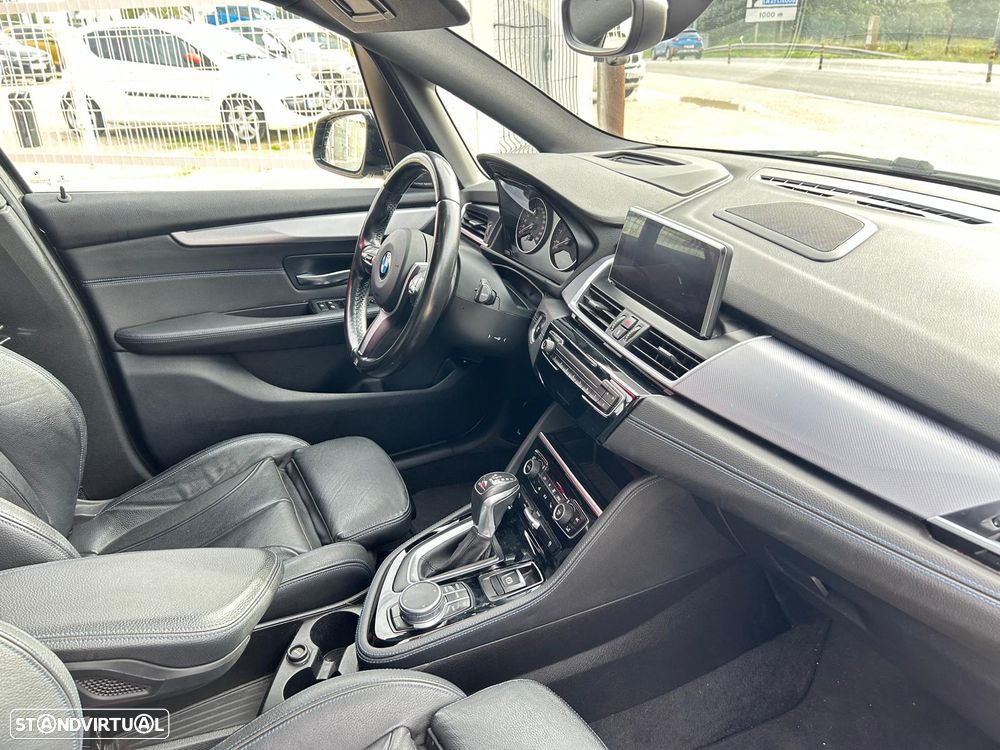 BMW 225xe Active Tourer Pack M - 8