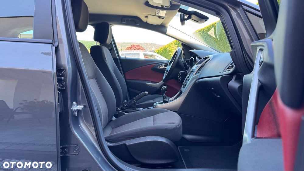 Opel Astra - 34