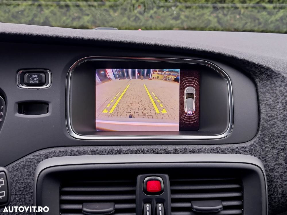 Volvo V40 D2 Geartronic Linje Svart - 11