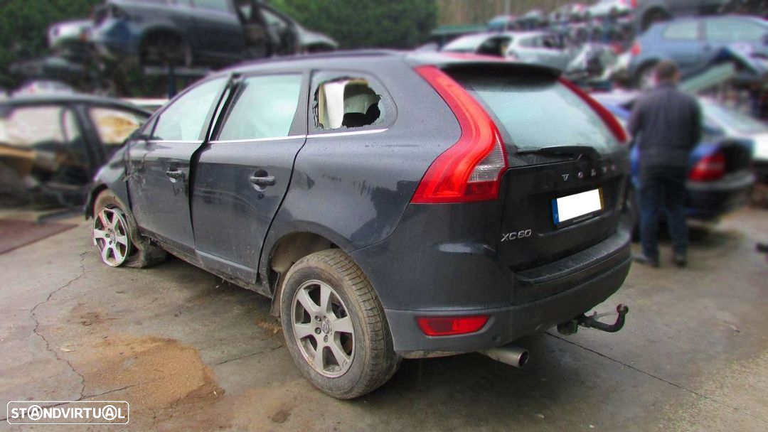 Volvo XC60 2.4 D5 (185CV) de 2009 - Peças Usadas (7069) - 4