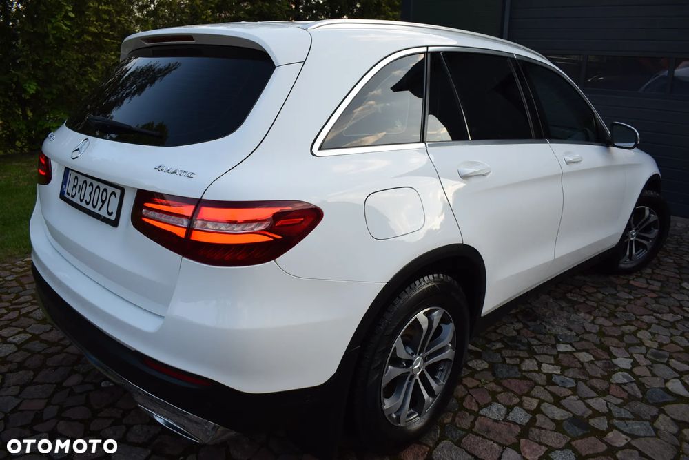 Mercedes-Benz GLC - 16