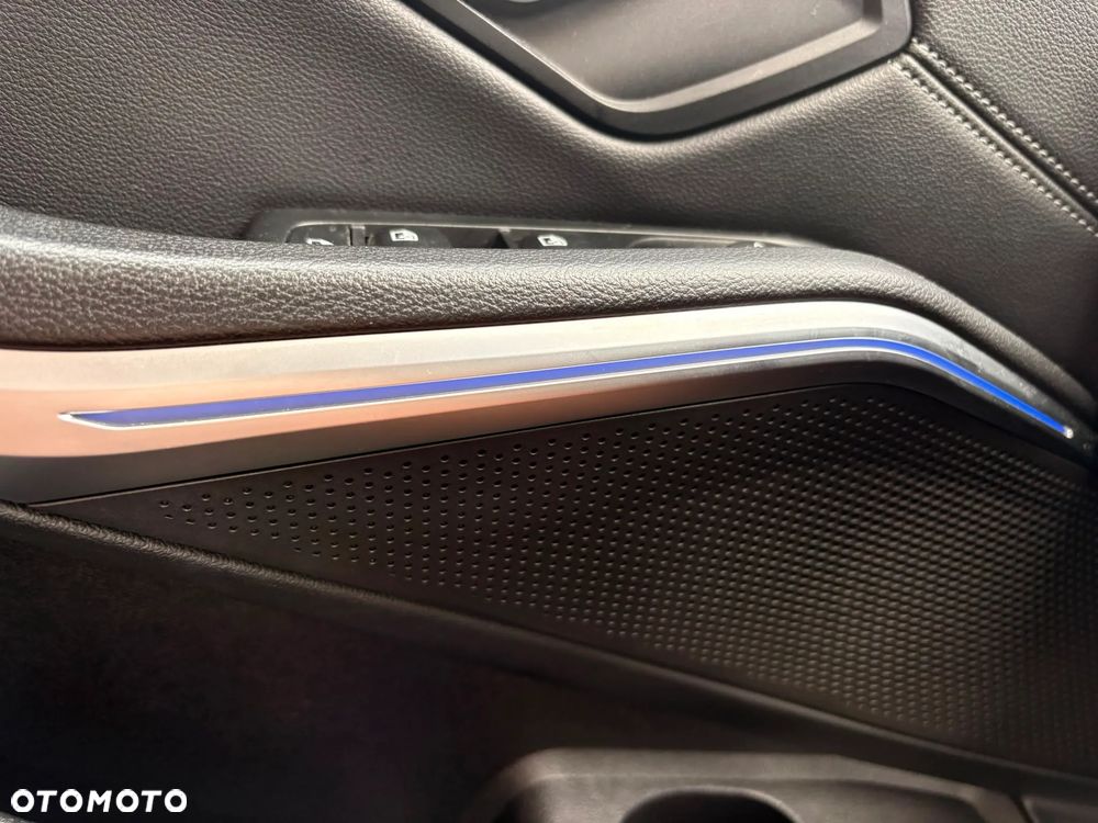 BMW Seria 3 318i Business Edition - 9