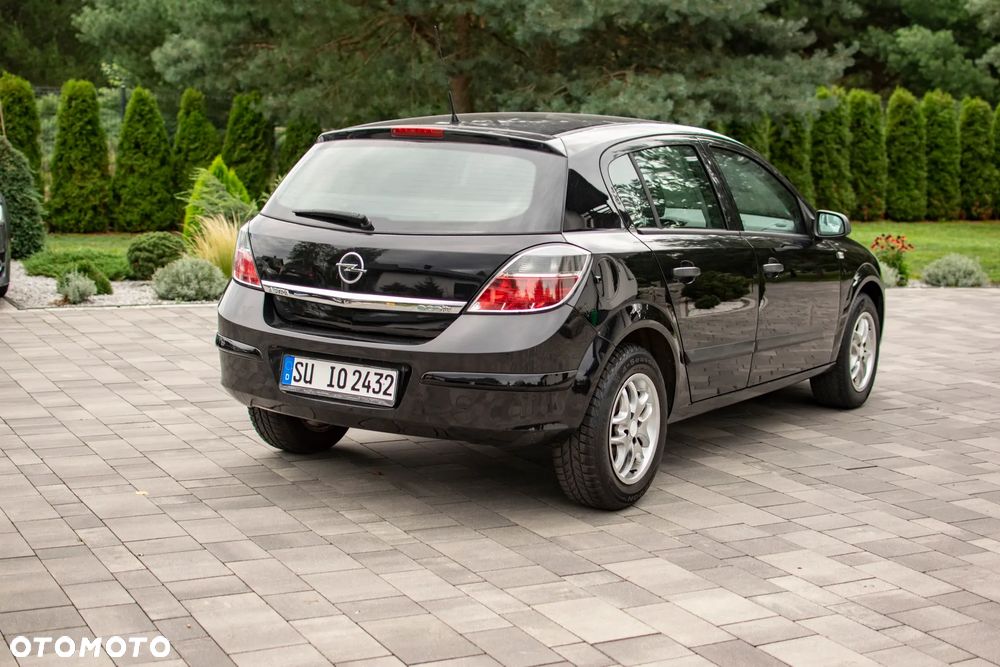 Opel Astra - 24