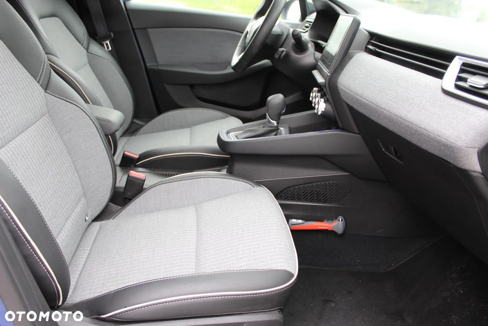 Renault Clio 1.6 E-TECH Intens - 10
