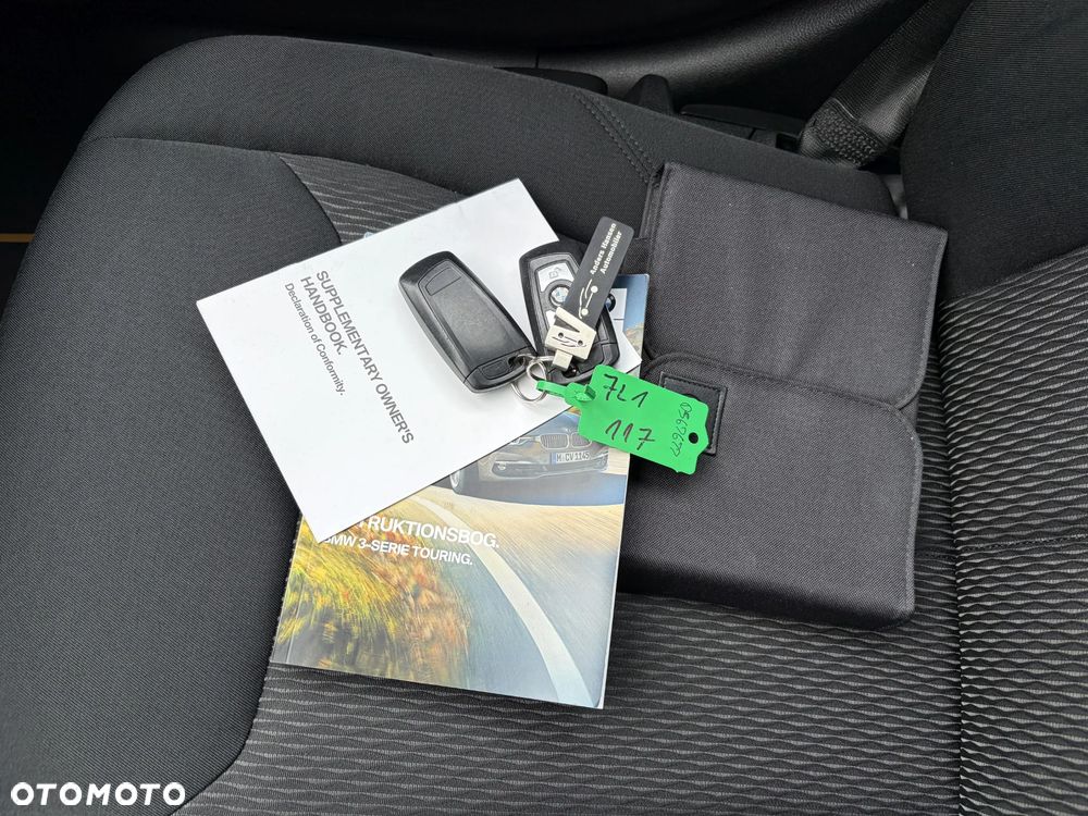BMW Seria 3 320d Advantage - 34