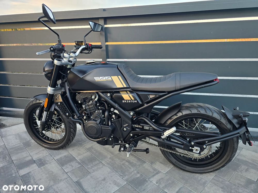 Brixton Crossfire - 6