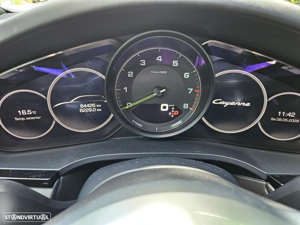 Porsche Cayenne S - 12