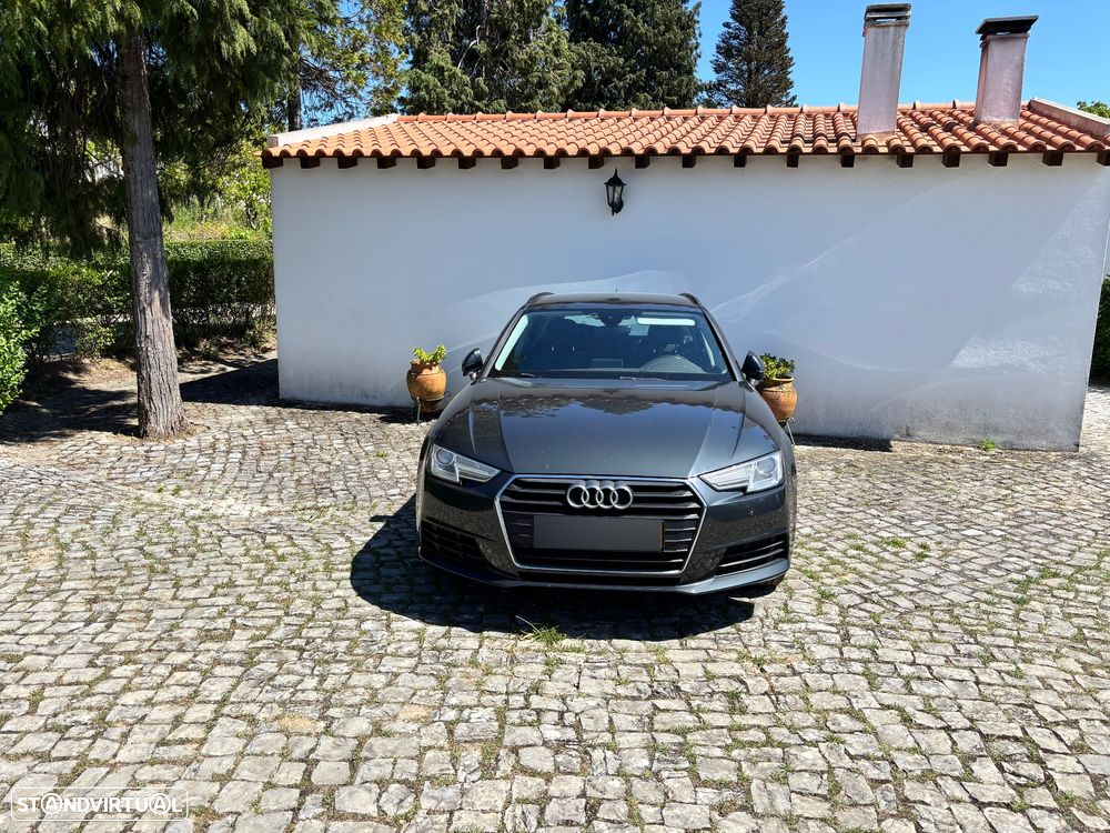 Audi A4 Avant 2.0 TDI Business Line - 2