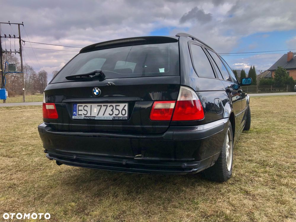 BMW Seria 3 318i - 5