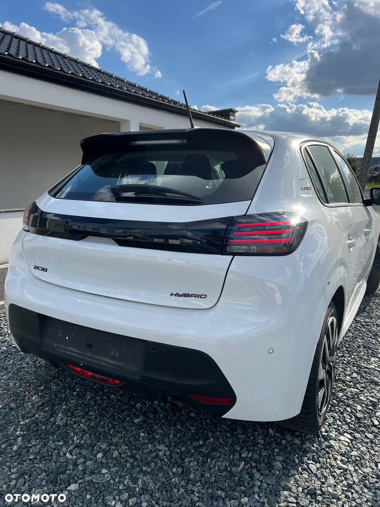 Peugeot 208 - 2