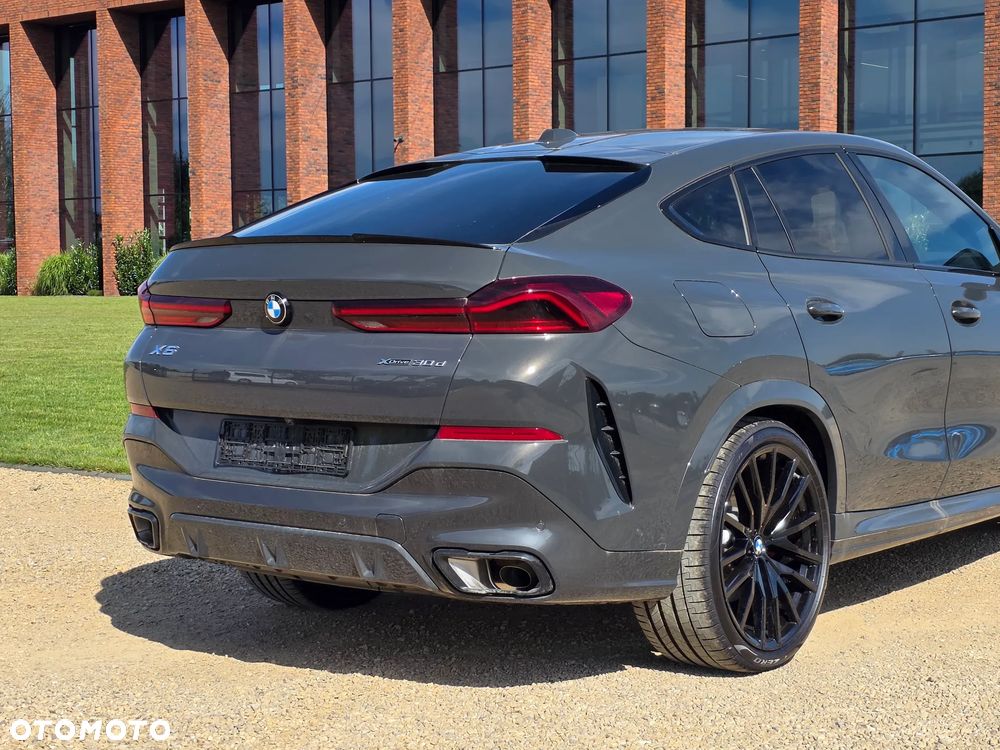 BMW X6 - 11