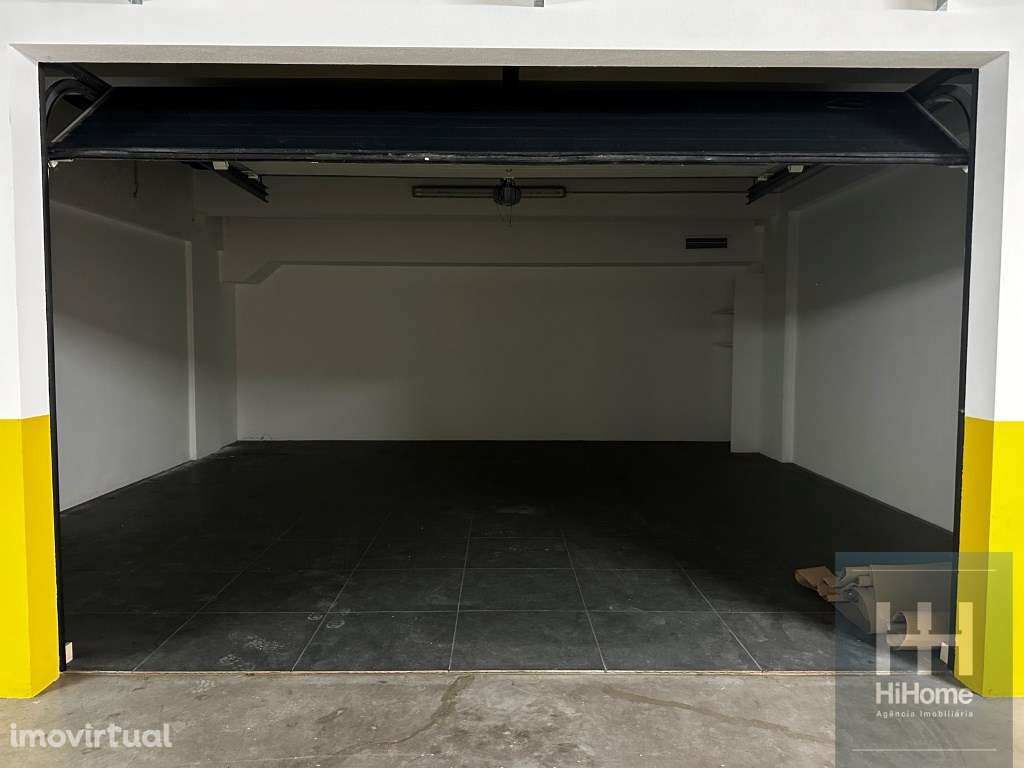 Box em Garagem no Caniço, Santa Cruz - Grande imagem: 5/10