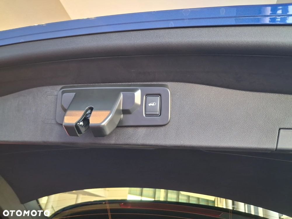 Renault Austral 1.2 E-Tech Full Hybrid 200 Iconic MMT - 13