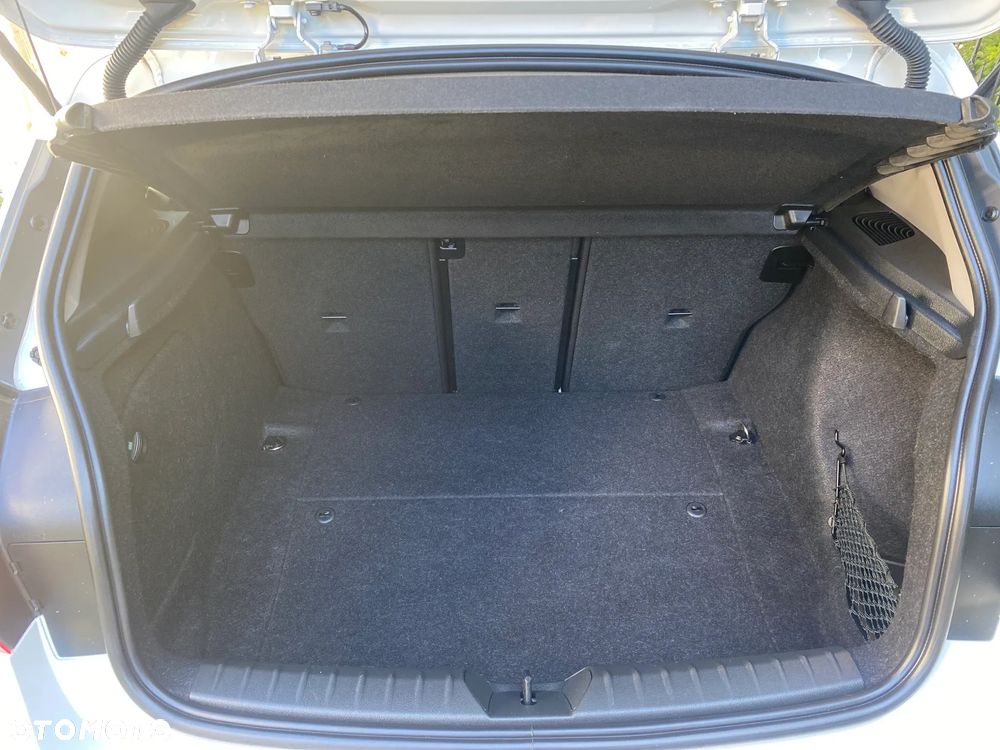 BMW Seria 1 118d - 38