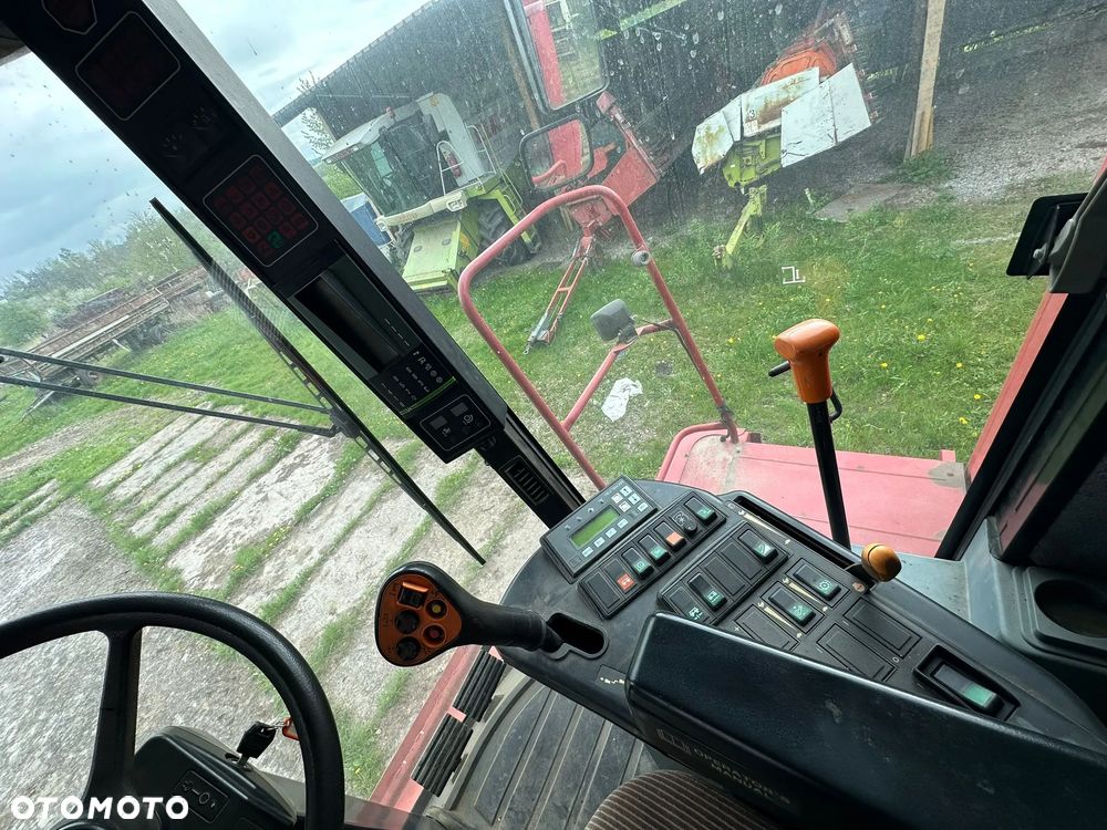 Case IH CF 80 / HEDER 7M - 11