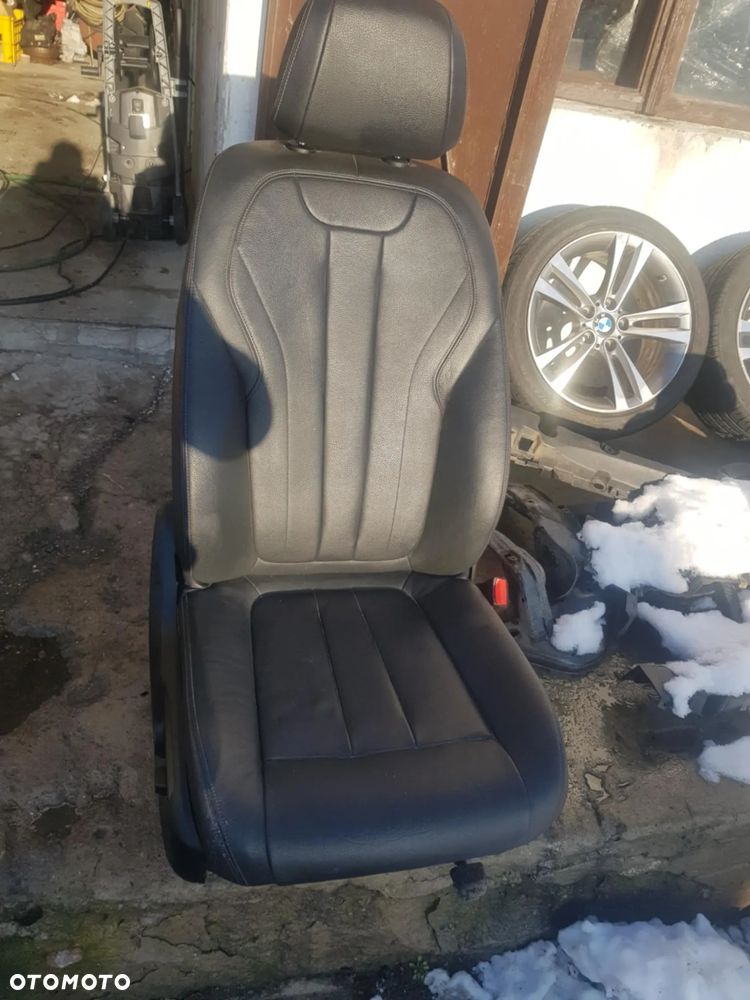 FOTEL BMW G30 G31 GRZANY PASAŻER - 1