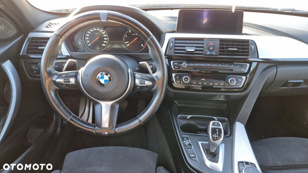 BMW Seria 3 320d - 15