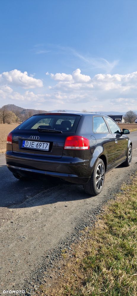 Audi A3 Sportback - 3