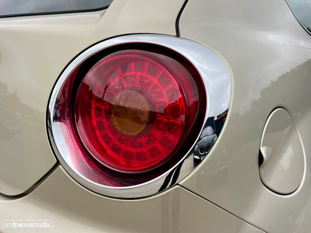 Alfa Romeo MiTo 1.3 JTD Distinctive S&S - 26