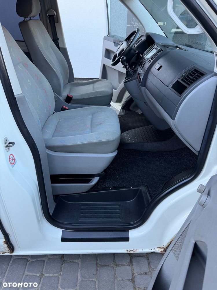 Volkswagen Transporter - 23