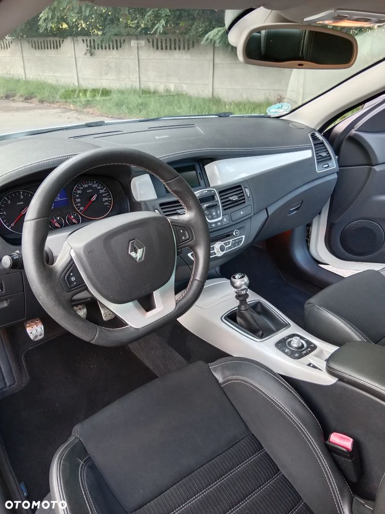 Renault Laguna 2.0 dCi Monaco GP2 - 25