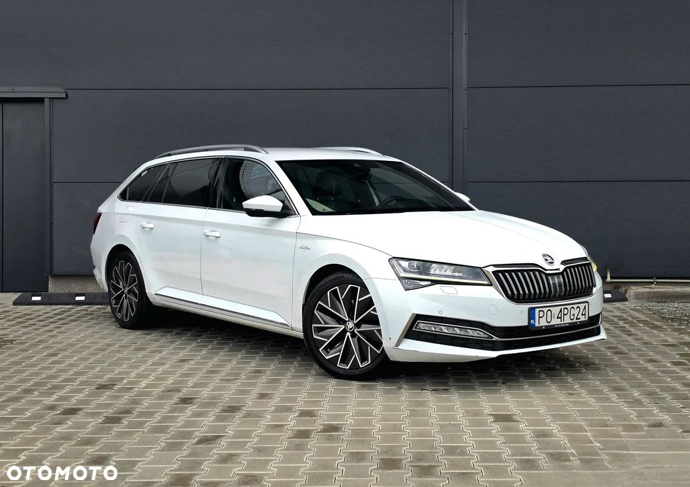 Skoda Superb 2019 photo 2