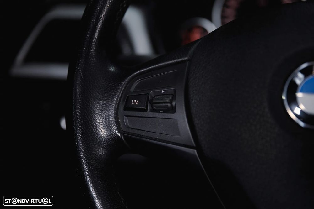 BMW 320 d Auto Exclusive - 20