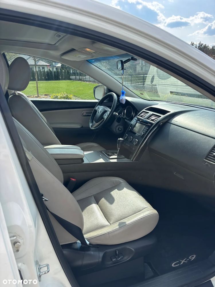 Mazda CX-9 - 13