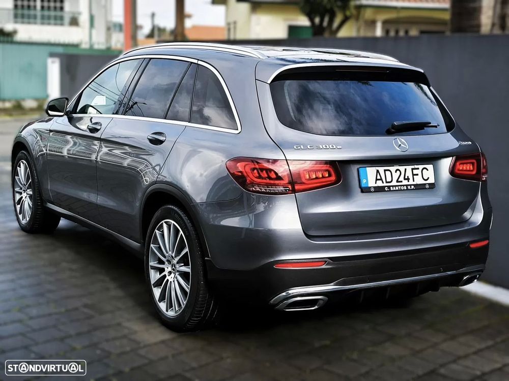 Mercedes-Benz GLC 300 e 4Matic - 13