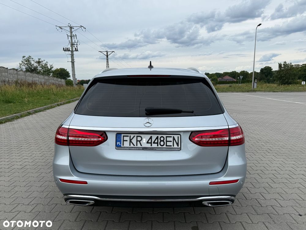 Mercedes-Benz Klasa E 220 d Avantgarde - 5