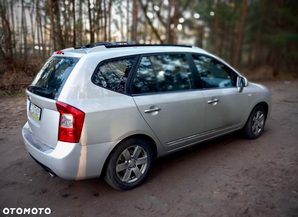 Kia Carens 2.0 CVVT EX - 4