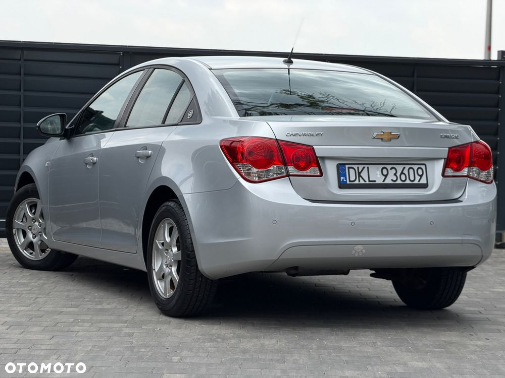 Chevrolet Cruze 1.7 D LT+ - 4