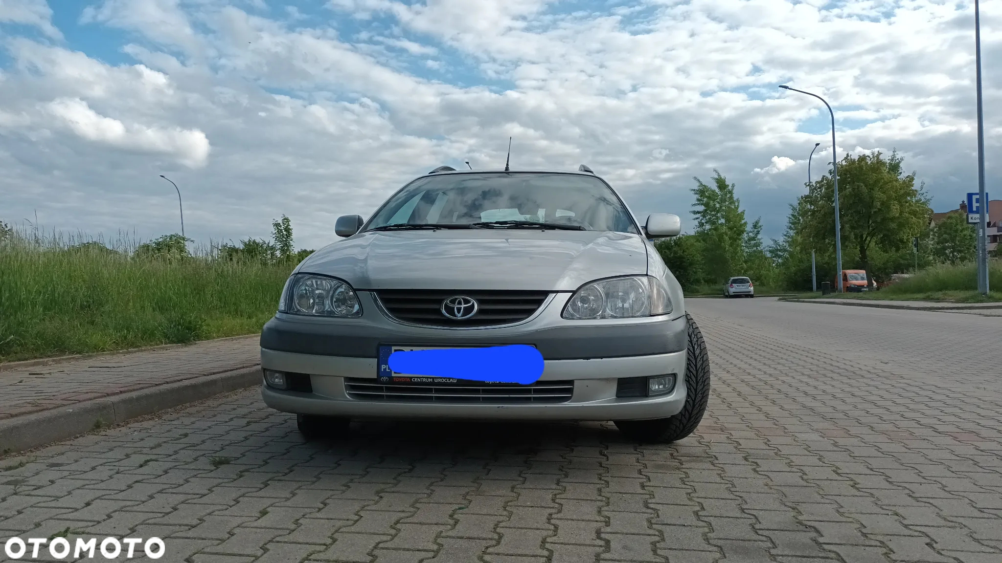 Toyota Avensis 1.8 VVT-i Terra Plus - 12