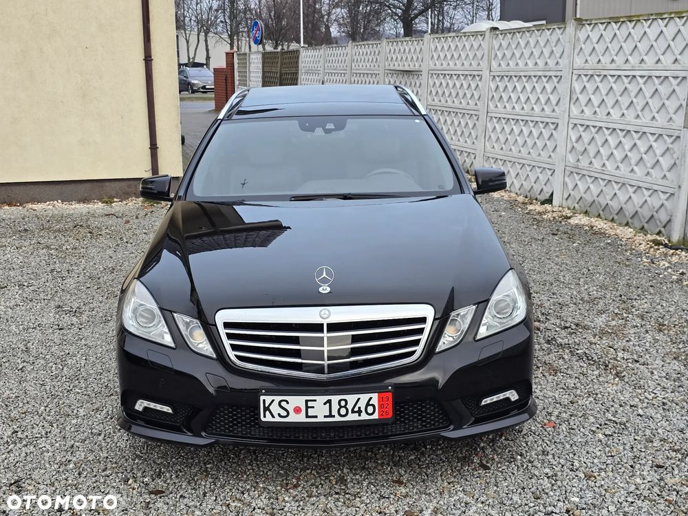 Mercedes-Benz Klasa E 350 CDI DPF 4Matic BlueEFFICIENCY 7G-TRONIC Avantgarde - 4