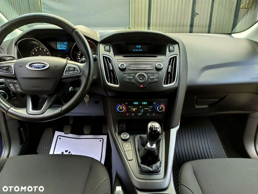 Ford Focus 1.0 EcoBoost Active Business - 20