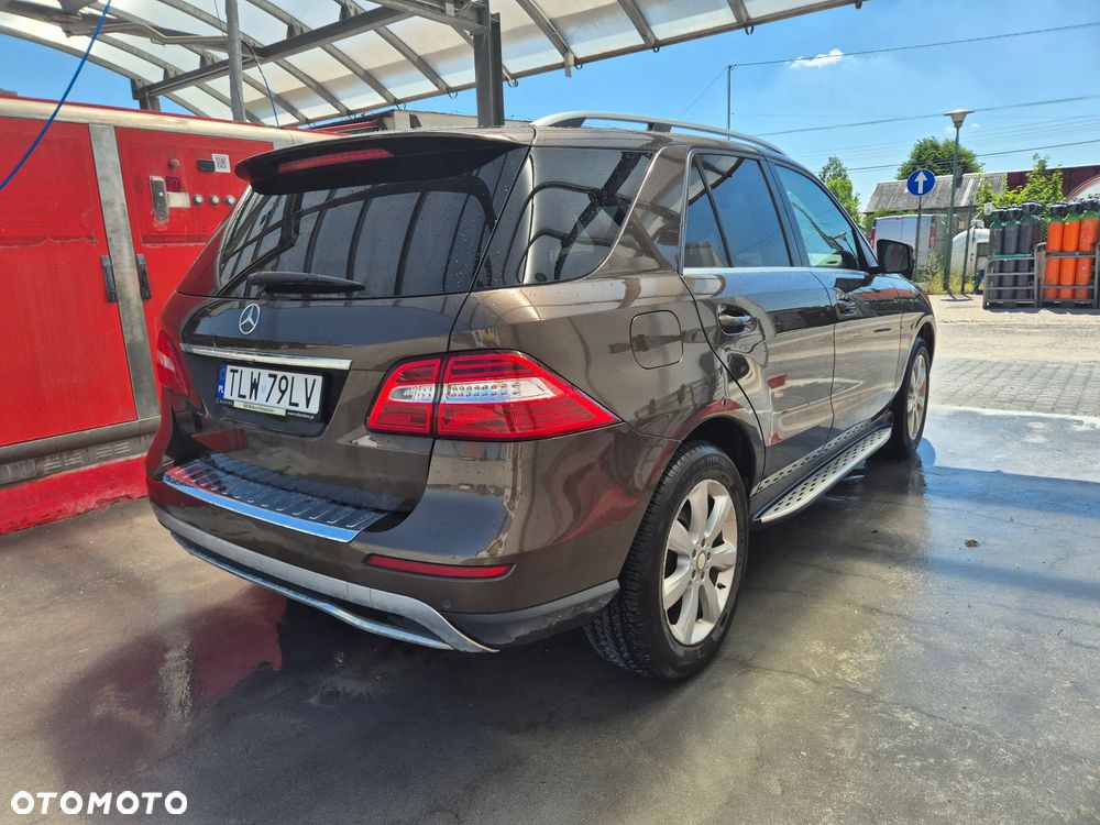 Mercedes-Benz ML - 4
