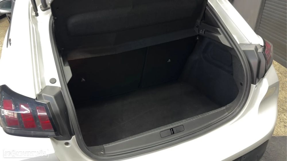 Peugeot e-208 Active Pack - 10