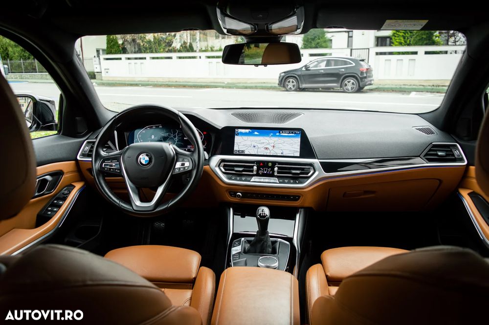 BMW Seria 3 318d Sport Line - 34