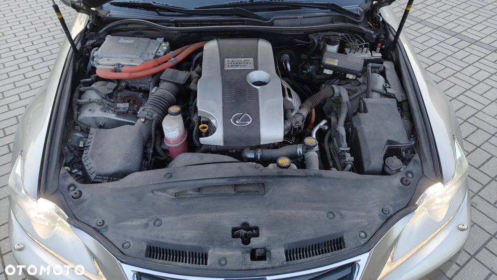Lexus IS 300h Comfort - 15