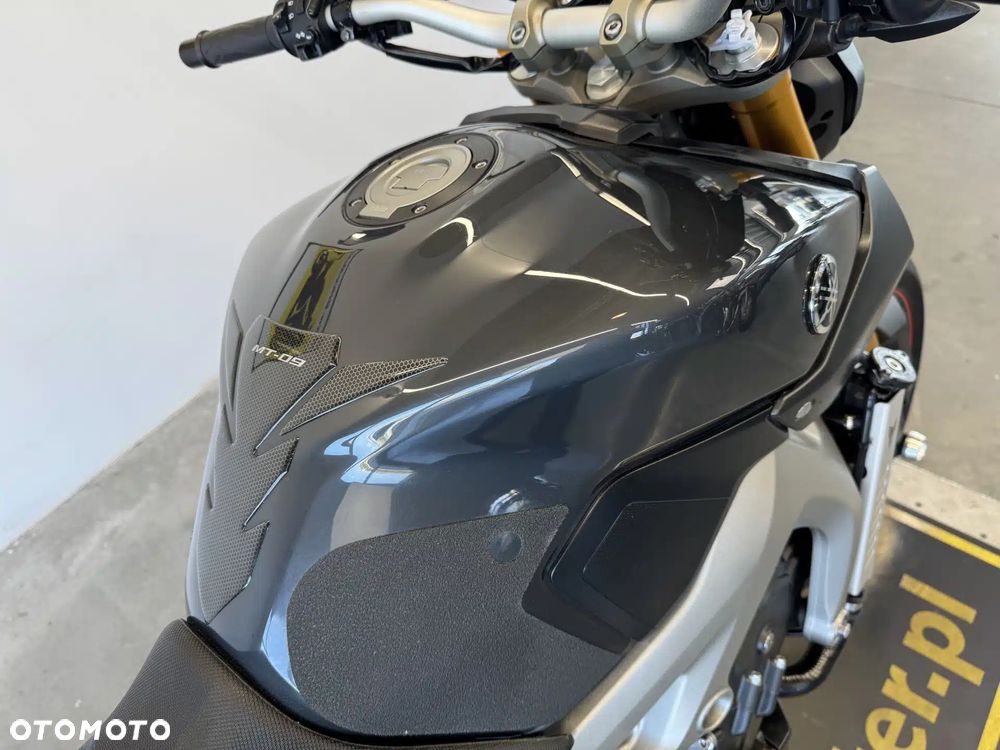 Yamaha MT - 17