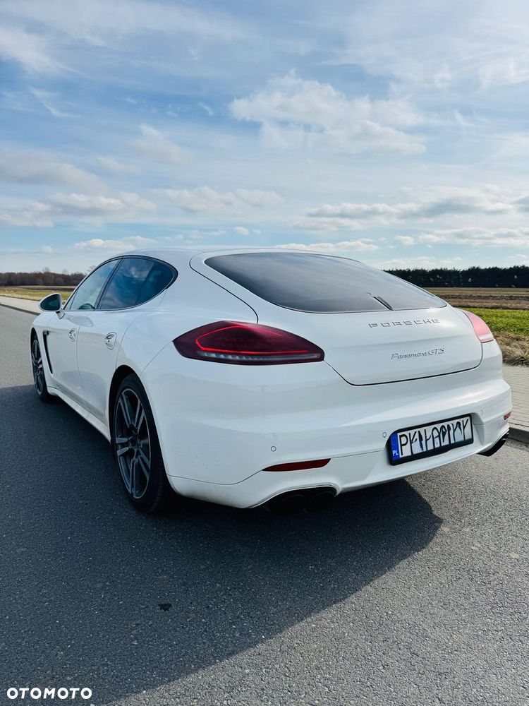 Porsche Panamera - 5