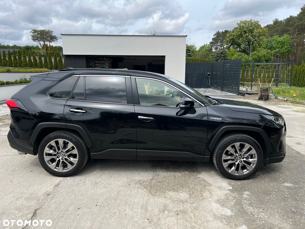 Toyota RAV4 - 5